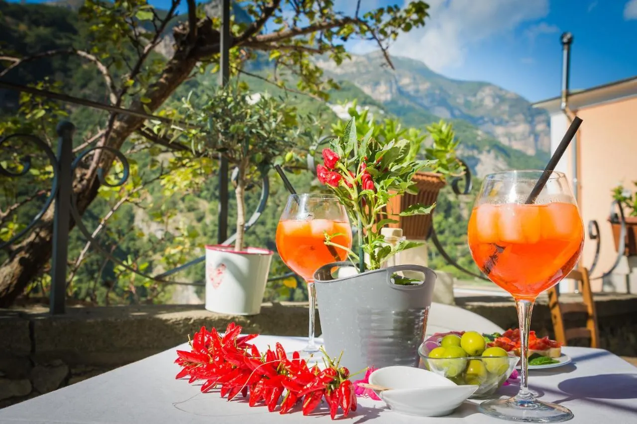 ** Bed & Breakfast O' Lattariello Bed and Breakfast Amalfi Italië